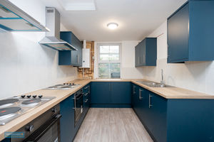 Kitchen- click for photo gallery